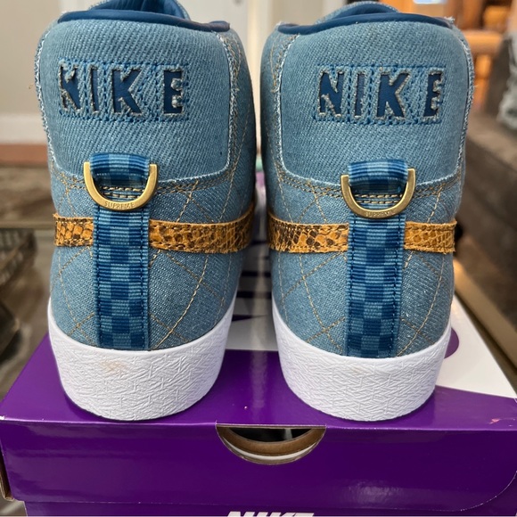 DS : Supreme Nike SB Mid - Picture 4 of 6